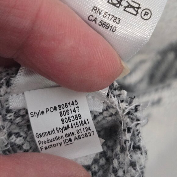 Maurices Size 2X Plaid Fleece Gray Button-Up Shirt Jacket Shacket - Picture 3 of 9